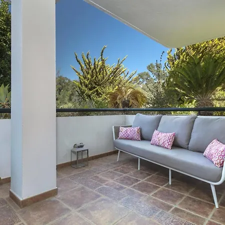 Balcon De Puente Romano Apartment Marbella