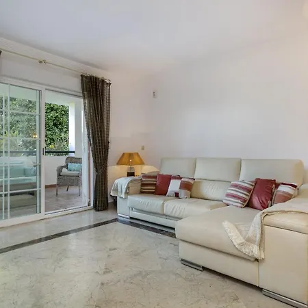 Balcon De Puente Romano Apartment *